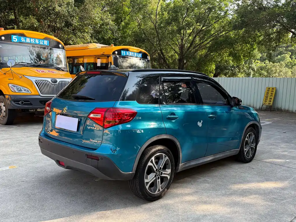 Suzuki Vitara 2017 — фото 9