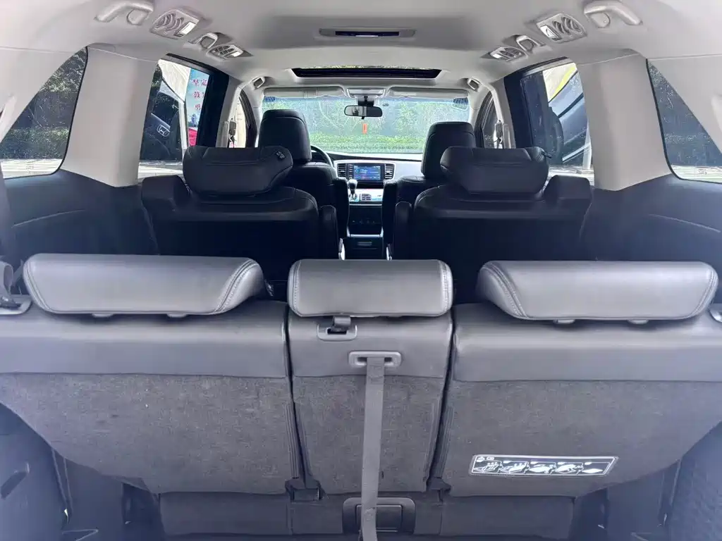 Honda Odyssey 2021 — фото 15