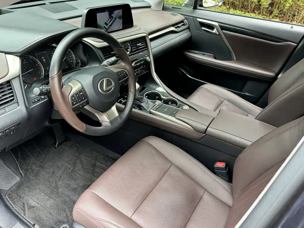 Lexus RX 2022