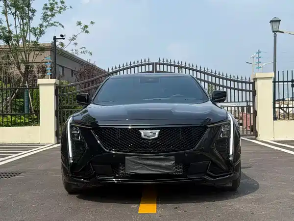 Cadillac CT5 2026