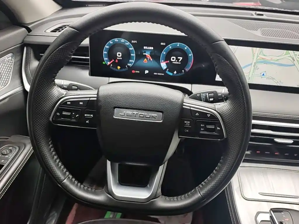 Jetour X70 PLUS 2023 — фото 11