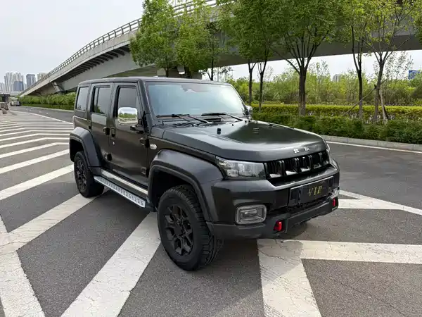 BAIC BJ40 2023