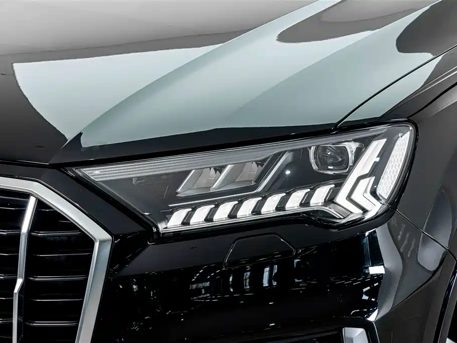 Audi Q7 2023
