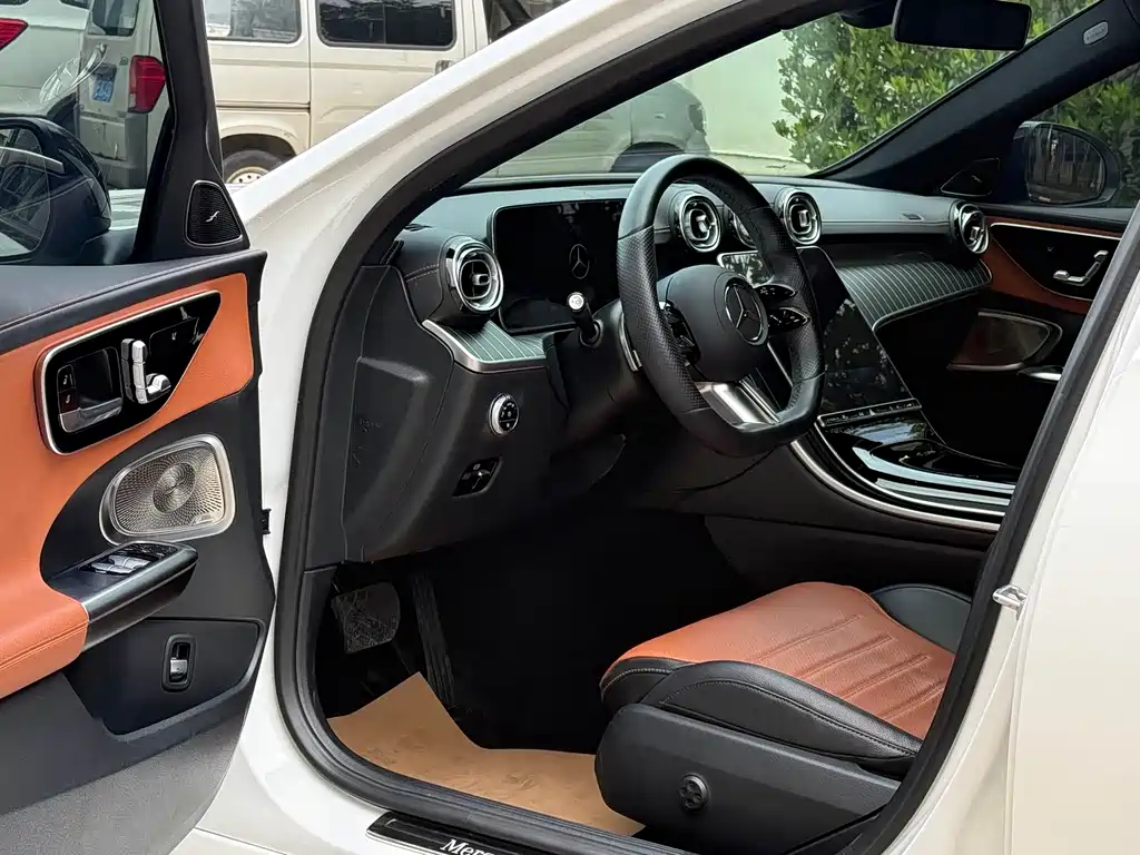 Mercedes-Benz C-Class 2022