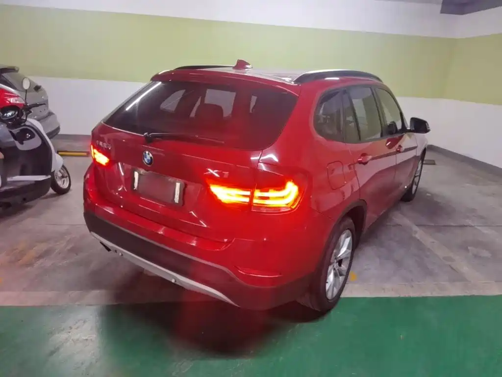 BMW X1 2014 — фото 7