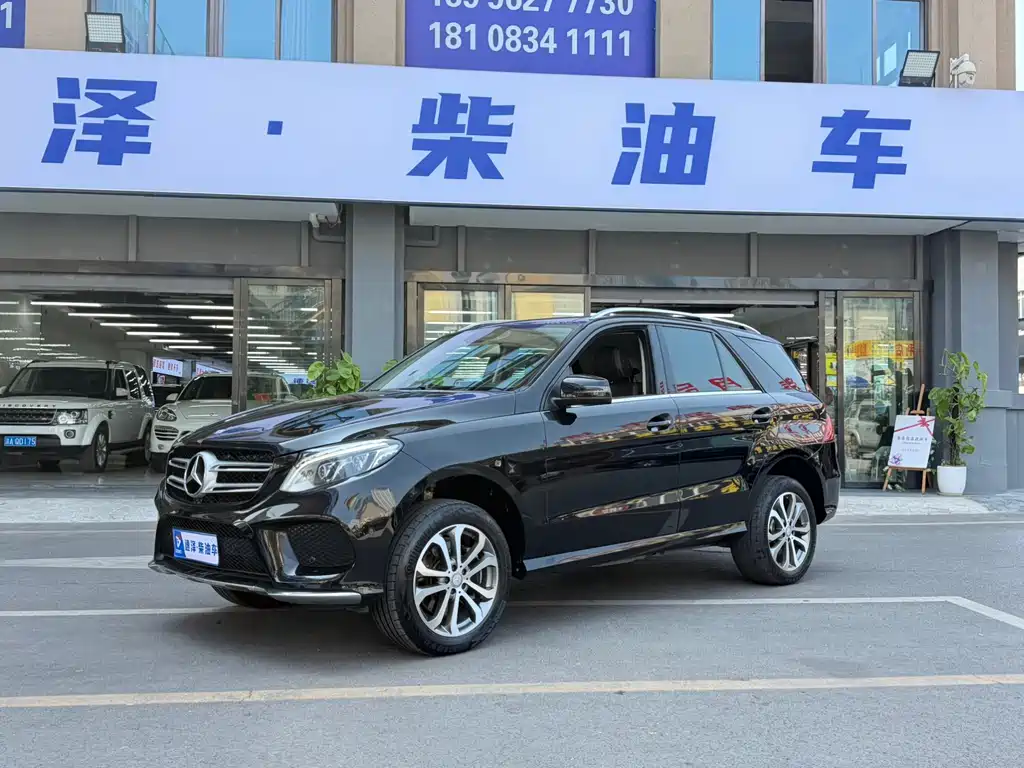 Mercedes-Benz GLE 2016 — фото 1