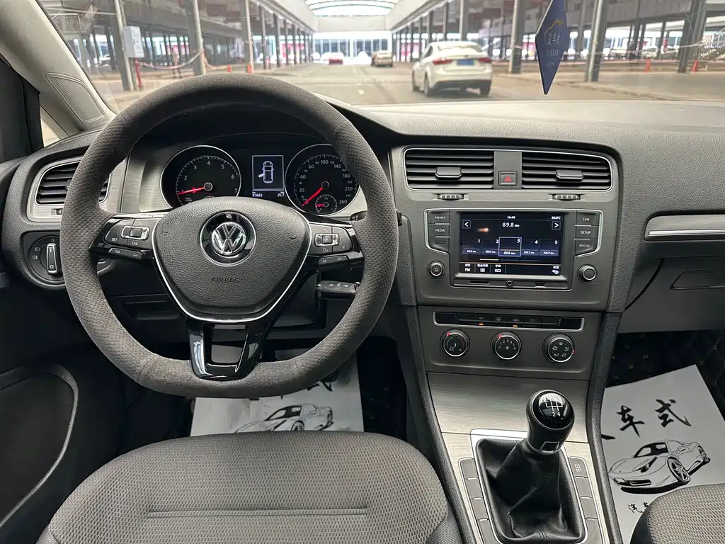 Volkswagen Golf 2015 — фото 12