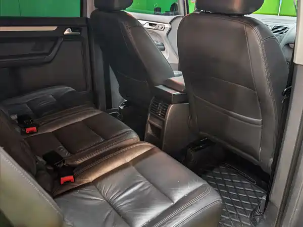 Volkswagen Touran 2016