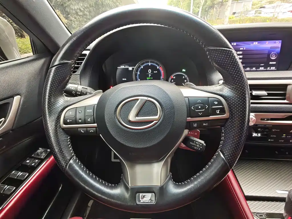 Lexus GS 2016 — фото 17