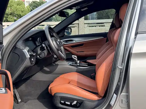 BMW M5 2020