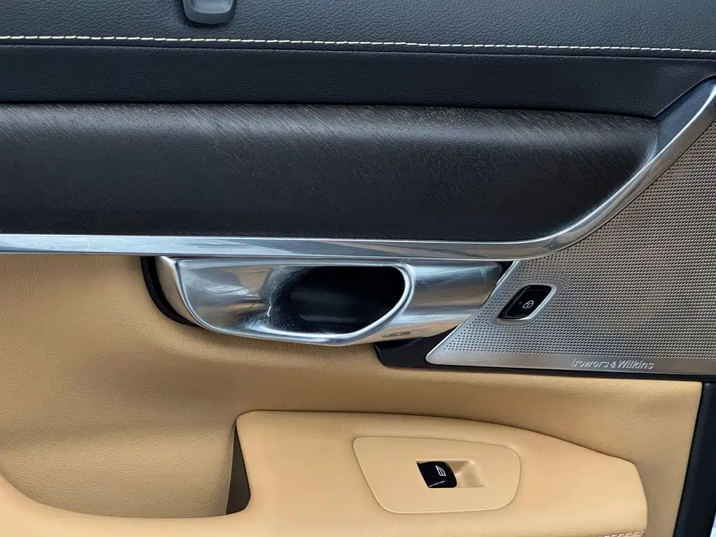 Volvo V90 2018 — фото 17