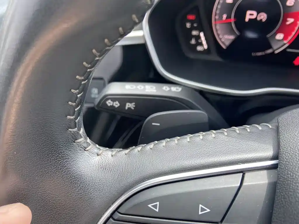 Audi Q3 2022 — фото 10