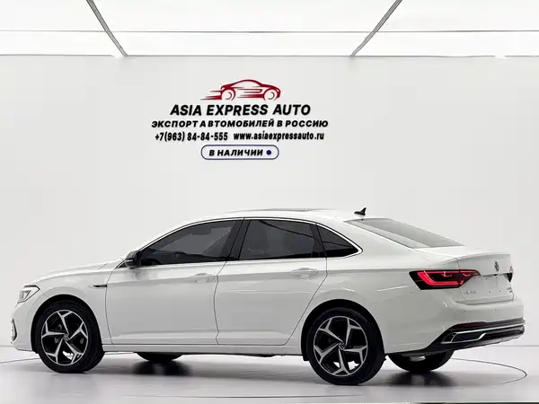 Volkswagen Sagitar 2022