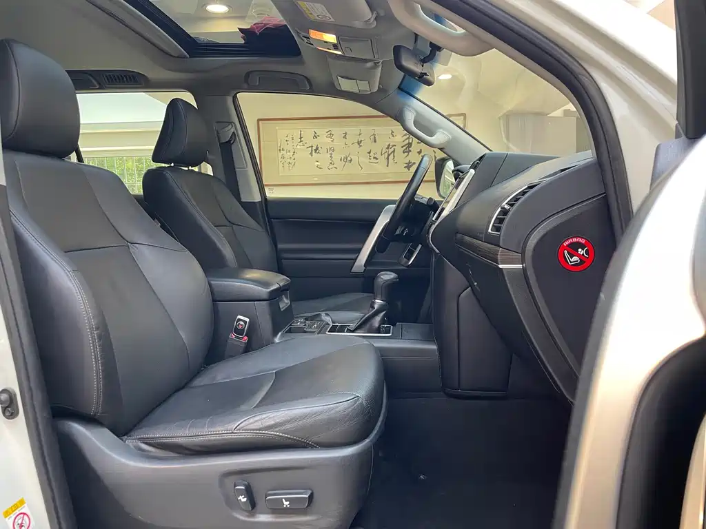 Toyota Prado 2019 — фото 11