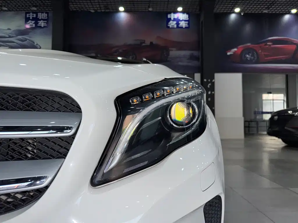 Mercedes-Benz GLA 2017 — фото 20