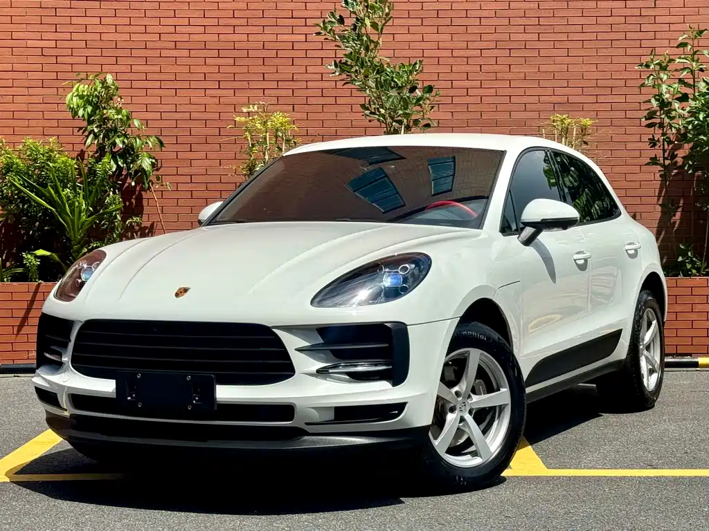 Porsche Macan 2020 — фото 1