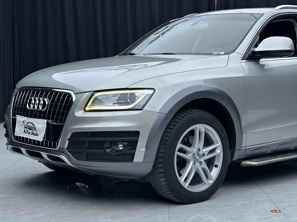 Audi Q5 2018 — фото 8