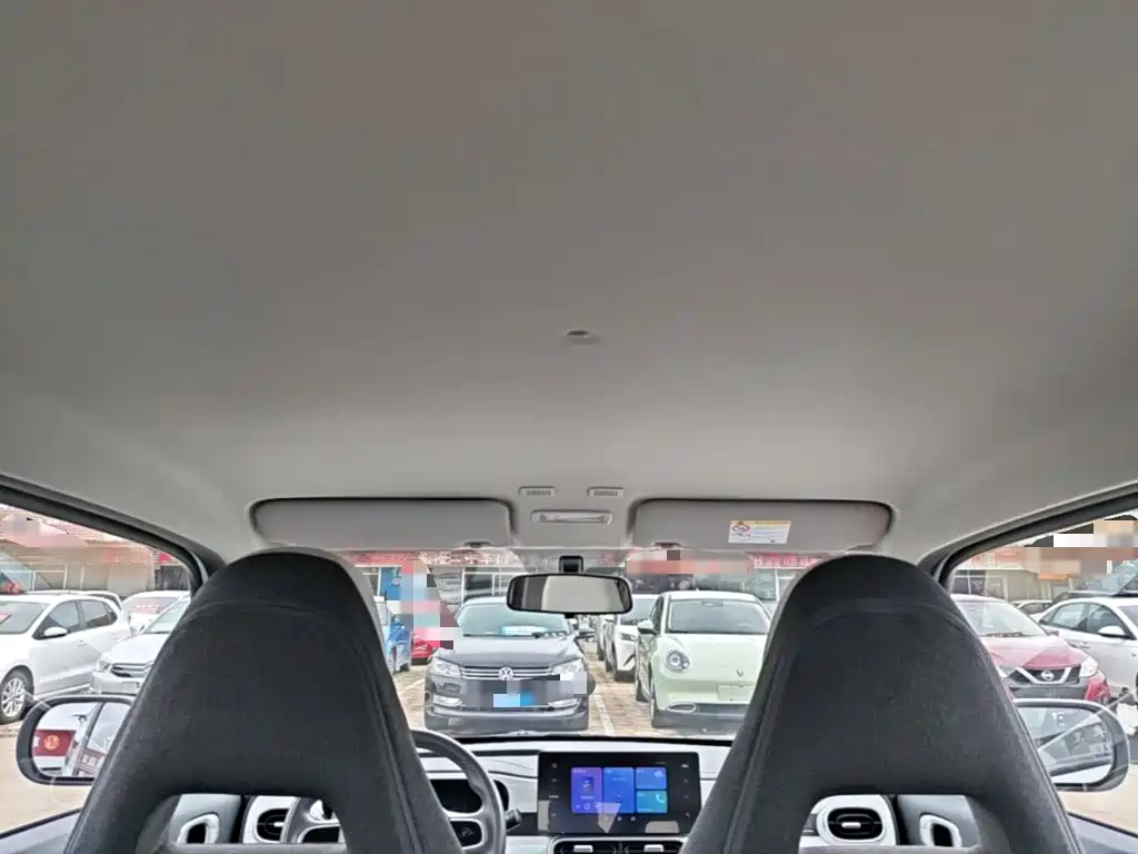 Geely Galaxy Panda 2025 — фото 18