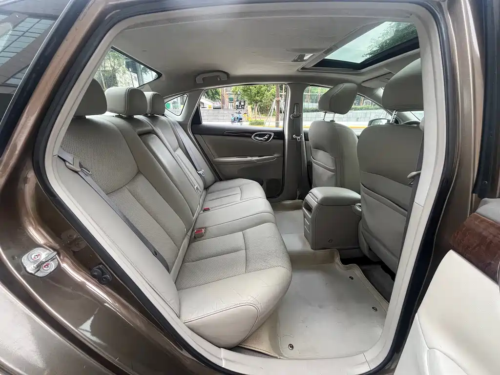 Nissan Sylphy 2013 — фото 13
