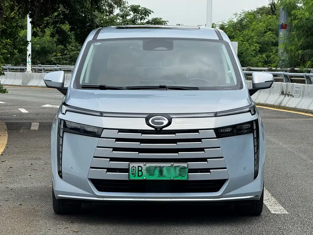 GAC Motor E8 PHEV 2024
