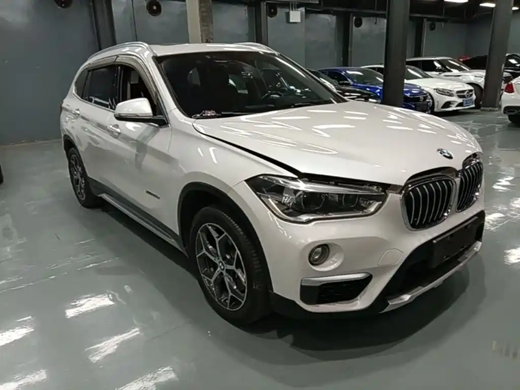 BMW X1 2018 — фото 4
