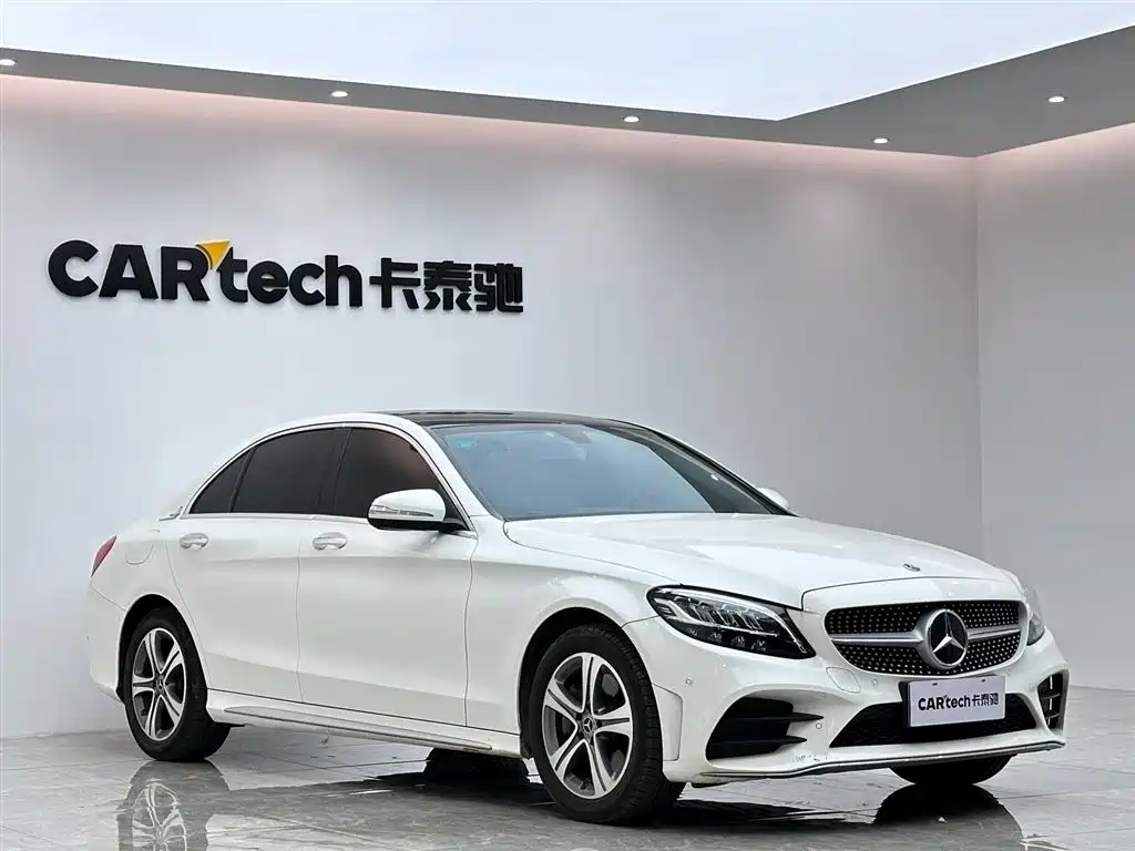 Mercedes-Benz C-Class 2019 — фото 6