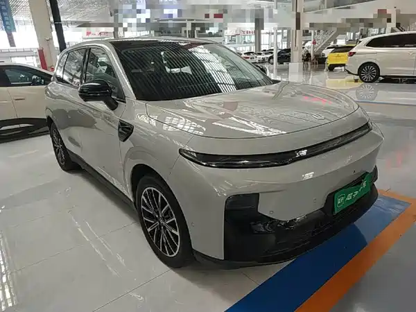 Leapmotor B10 2025