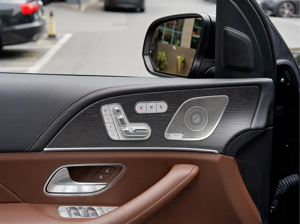 Mercedes-Benz GLE 2023 — фото 13
