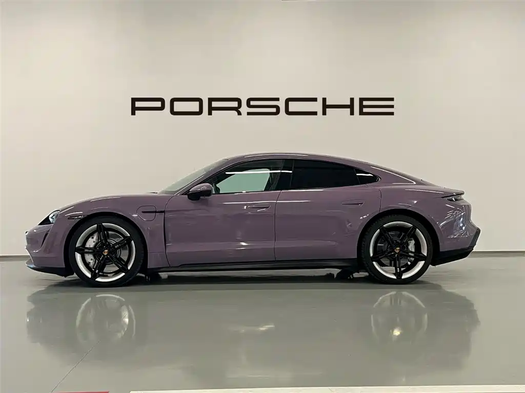 Porsche Taycan 2021 — фото 2