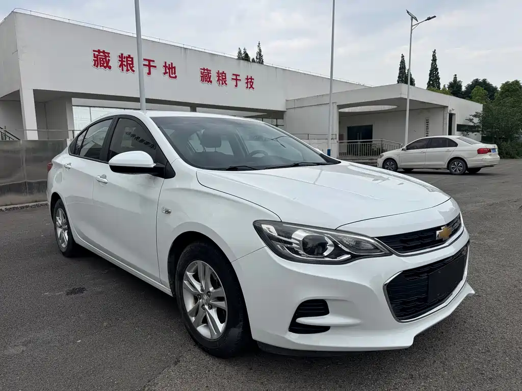 Chevrolet Cavalier 2017 — фото 3