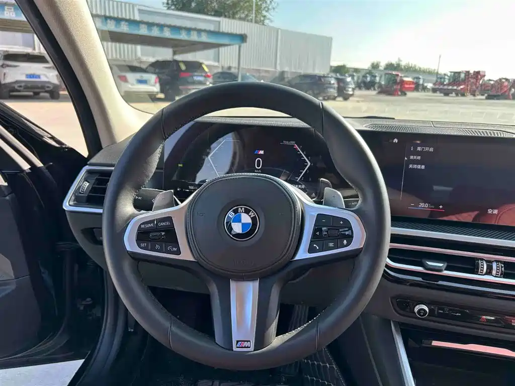 BMW 3 Series 2023 — фото 11