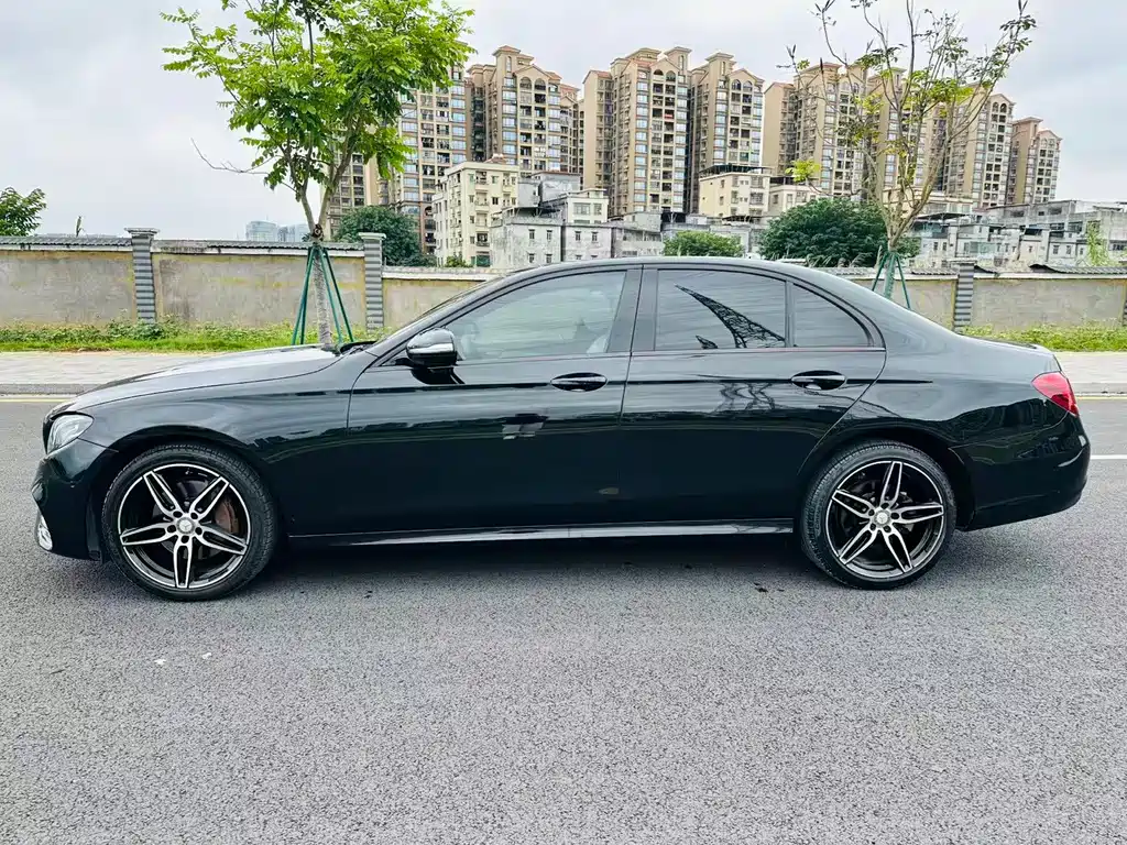 Mercedes-Benz E-Class 2018 — фото 5