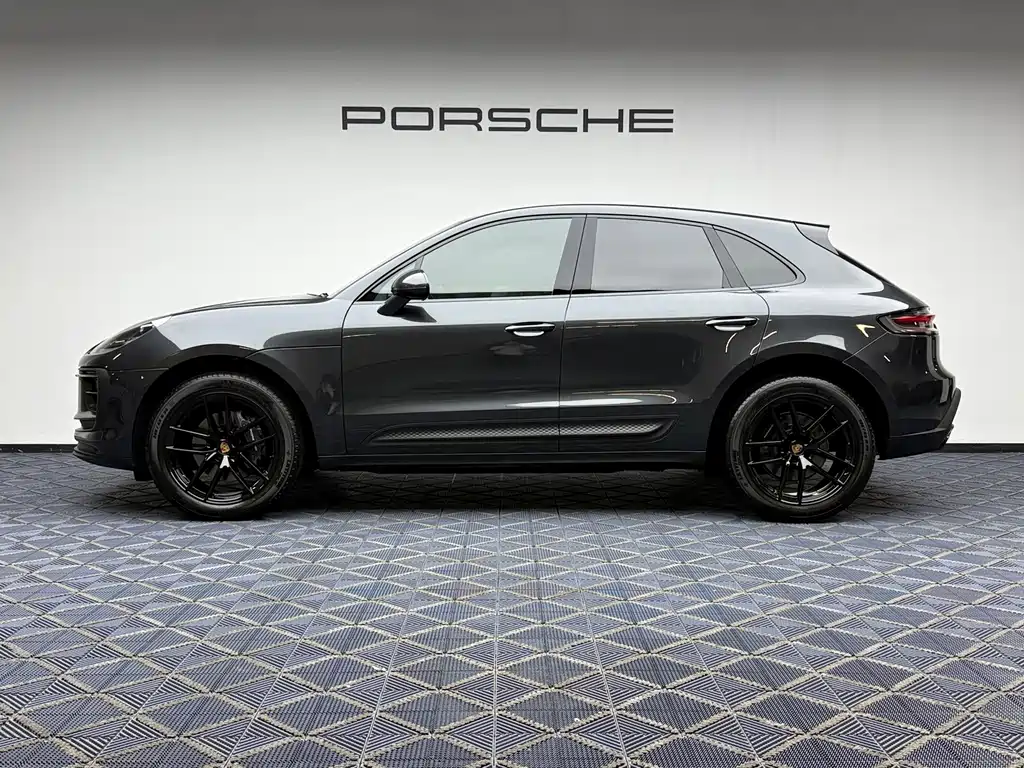 Porsche Macan 2024 — фото 15