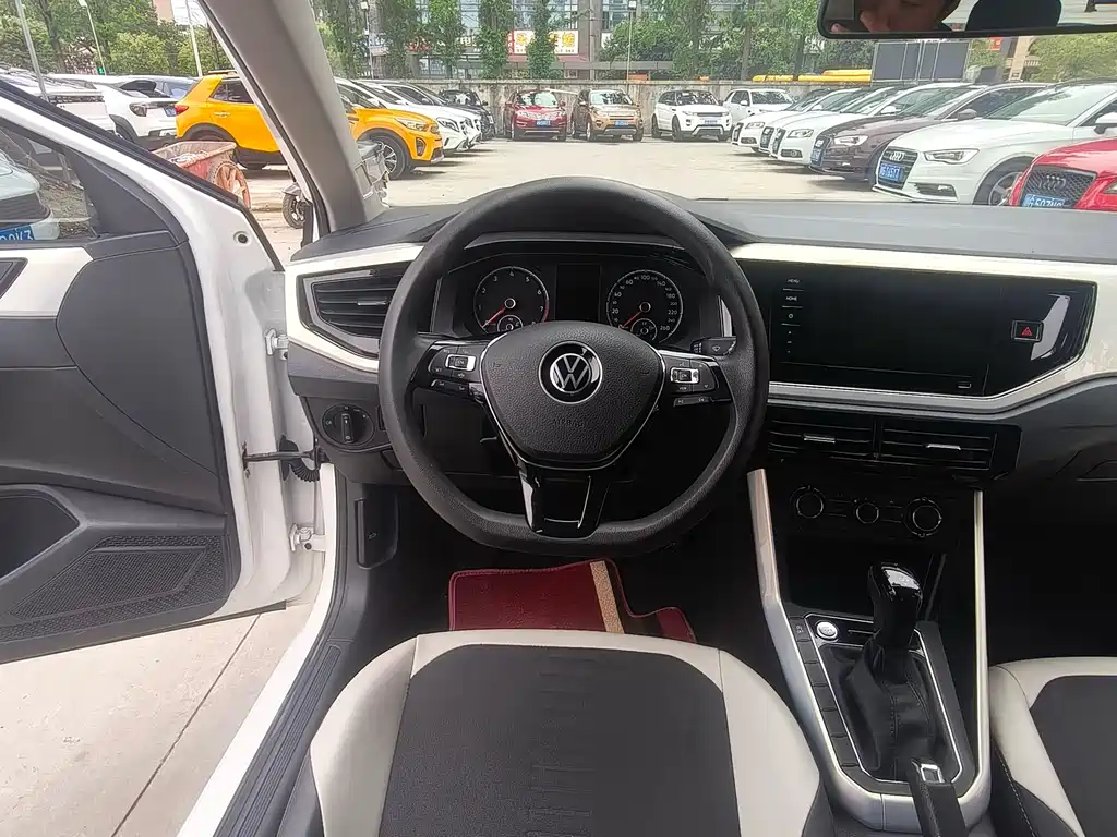 Volkswagen Polo 2021 — фото 8