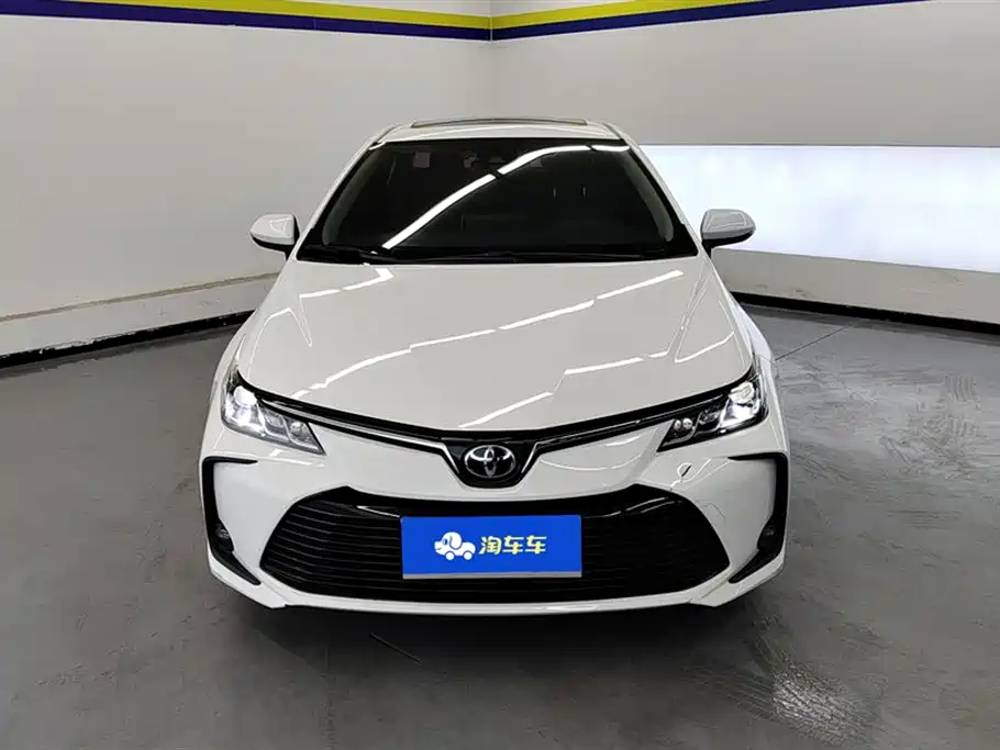 Toyota Corolla 2021 — фото 2