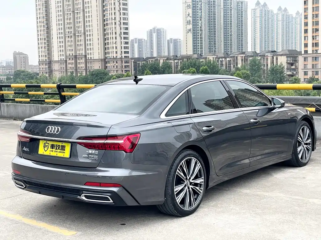 Audi A6L 2020