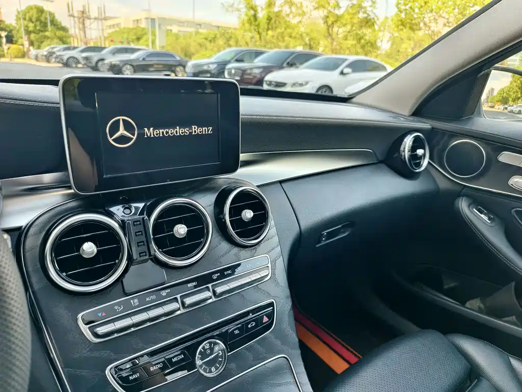 Mercedes-Benz C-Class 2016 — фото 32