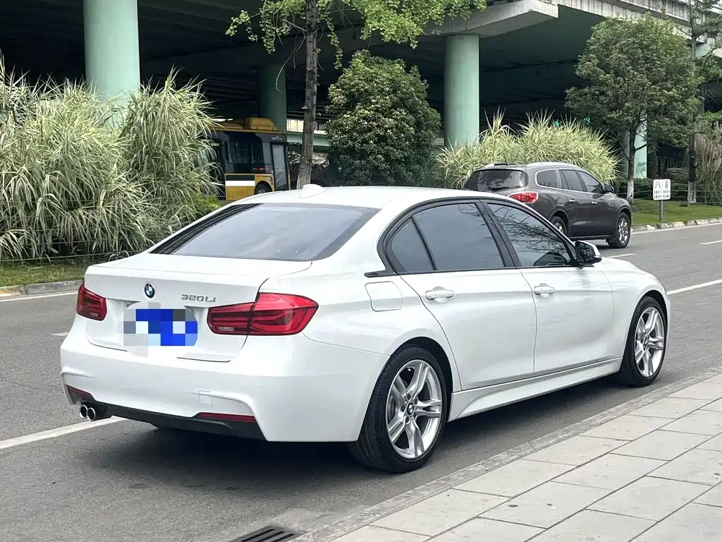 BMW 3 Series 2017 — фото 4