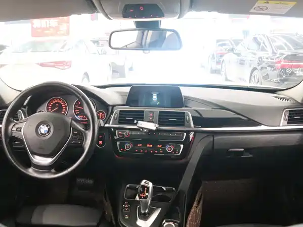 BMW 3 Series 2018