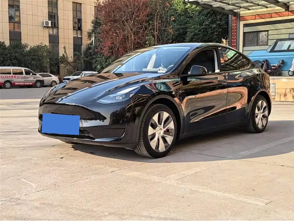 Tesla Model Y 2022 — фото 1
