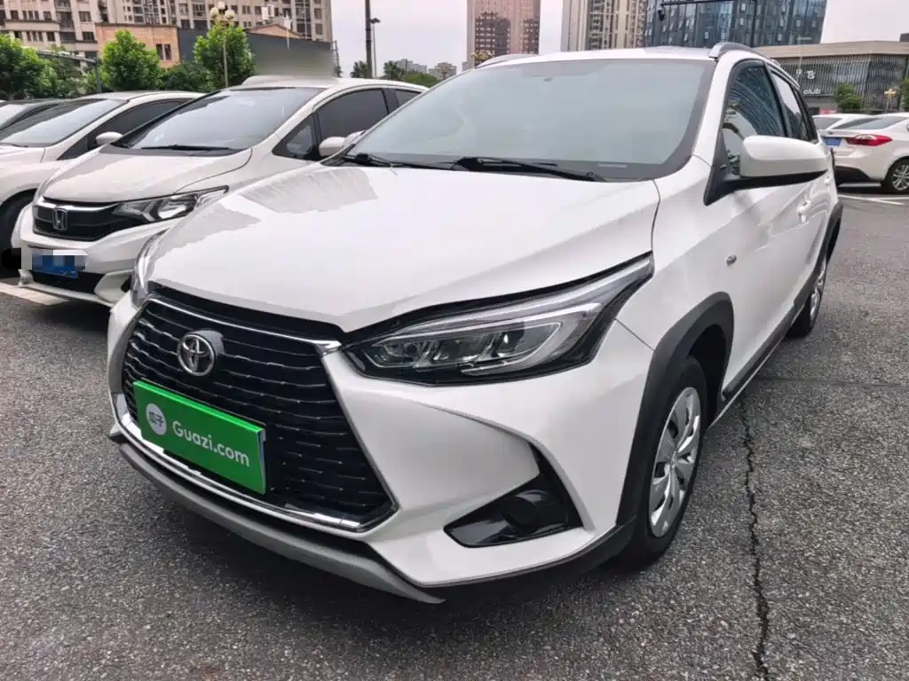 Toyota Yaris L 2022