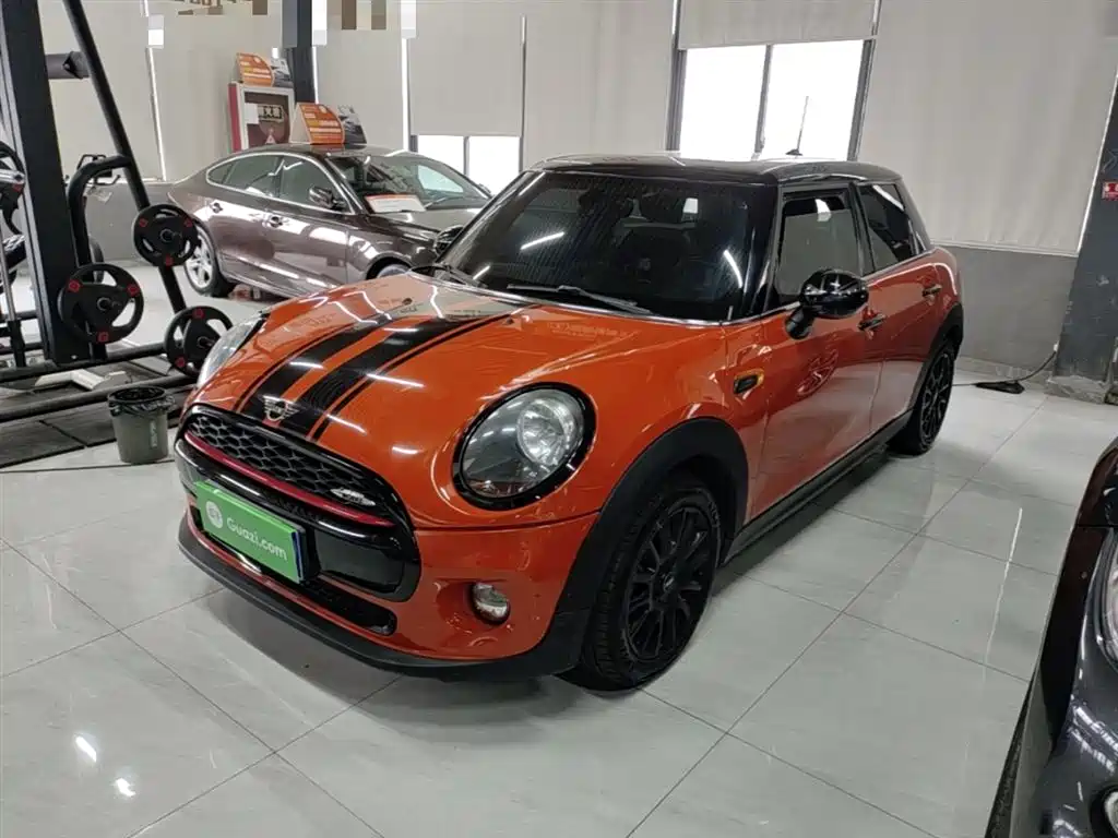 MINI Mini 2019
