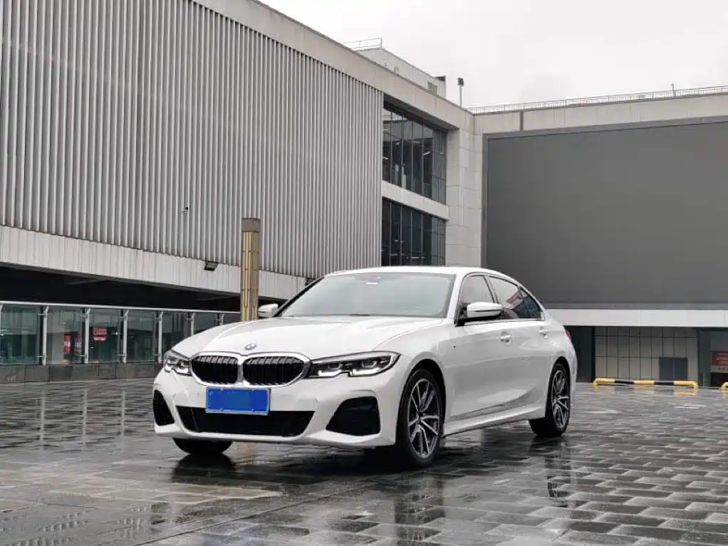 BMW 3 Series 2022
