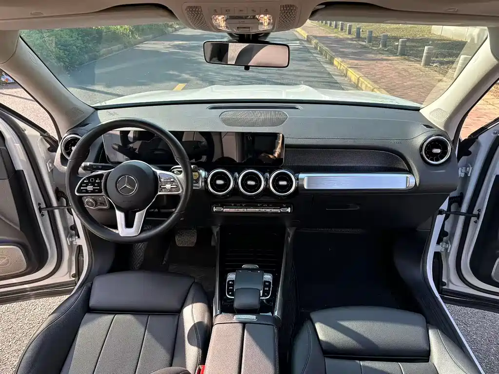 Mercedes-Benz GLB 2020
