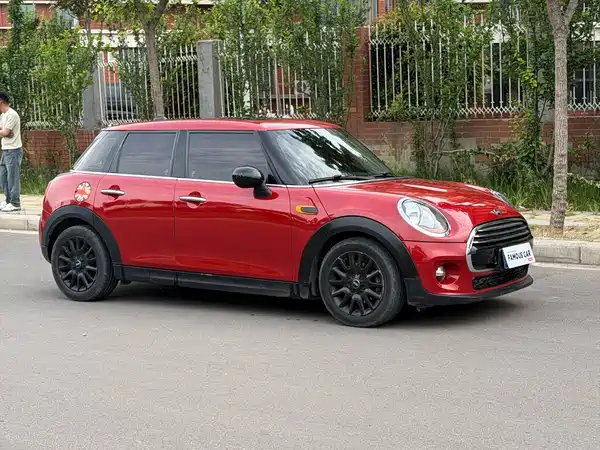 MINI 2017