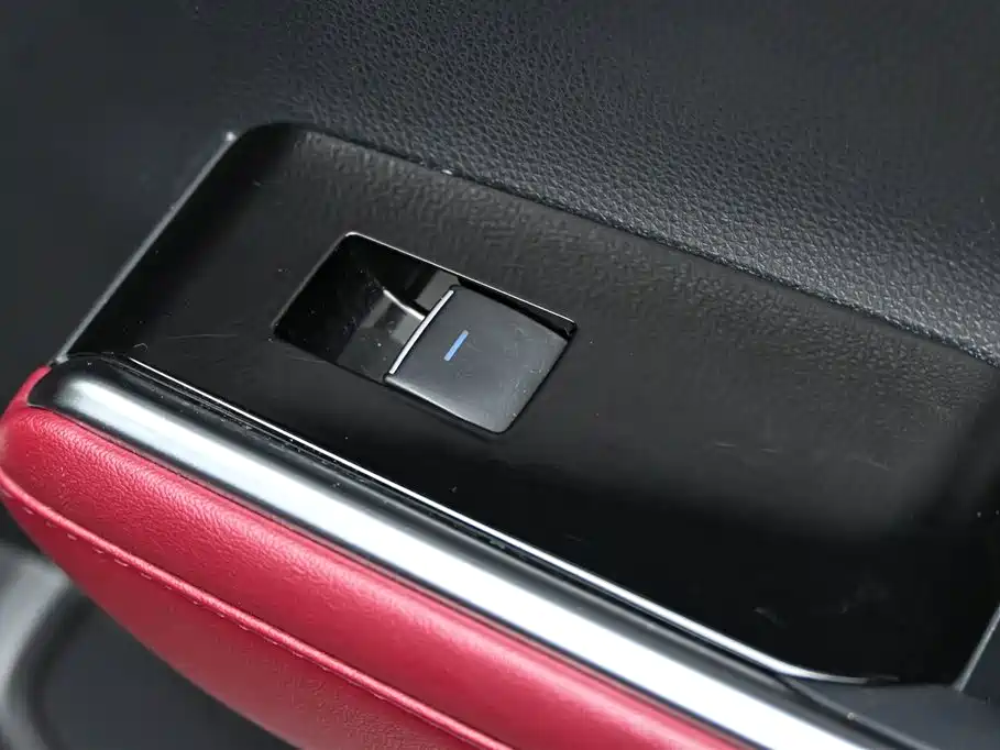 Toyota Crown Kluger 2021 — фото 28