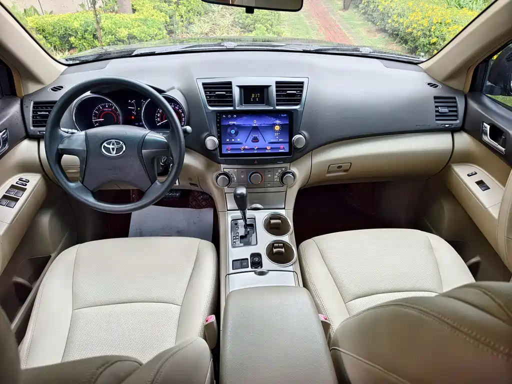Toyota Highlander 2013 — фото 7