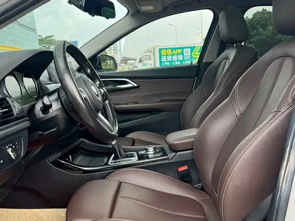BMW 1 Series 2019