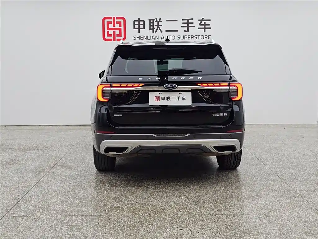 Ford Explorer 2023 — фото 2