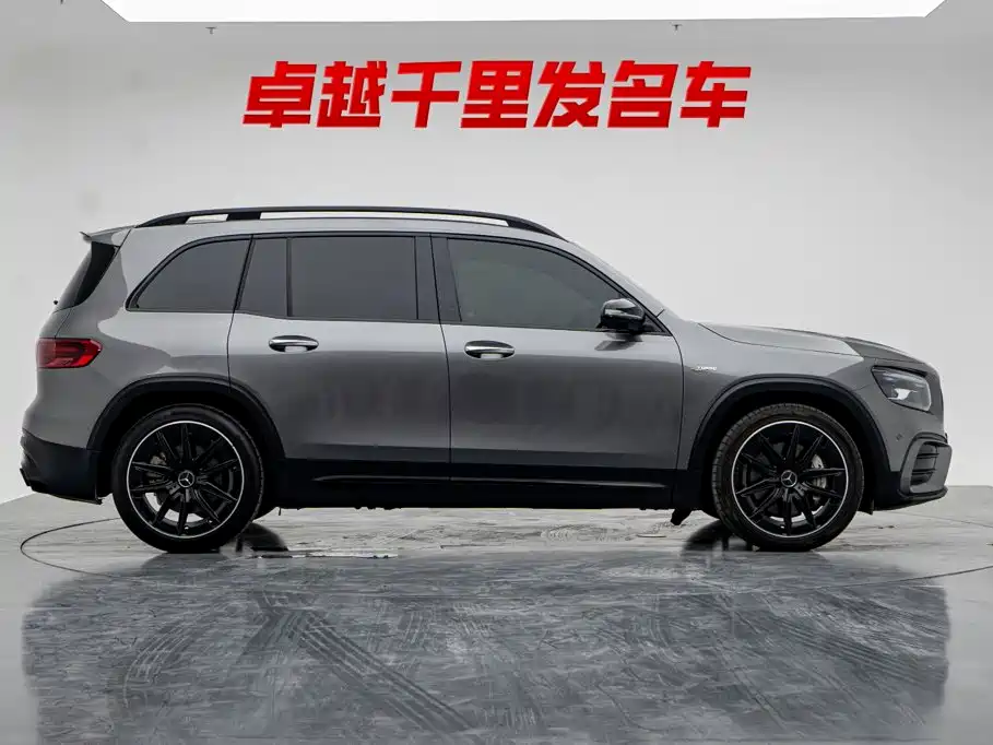 Mercedes-Benz GLB AMG 2024 — фото 3